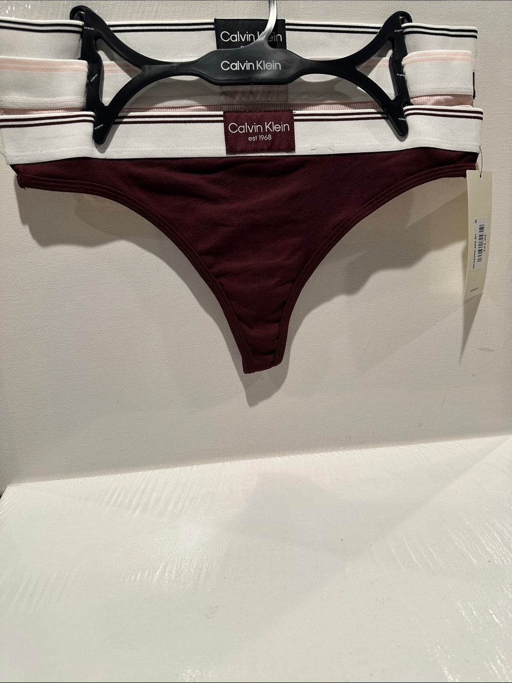 NWT Calvin Klein (3) Pack Thong/Bikinis with elastic band waist.